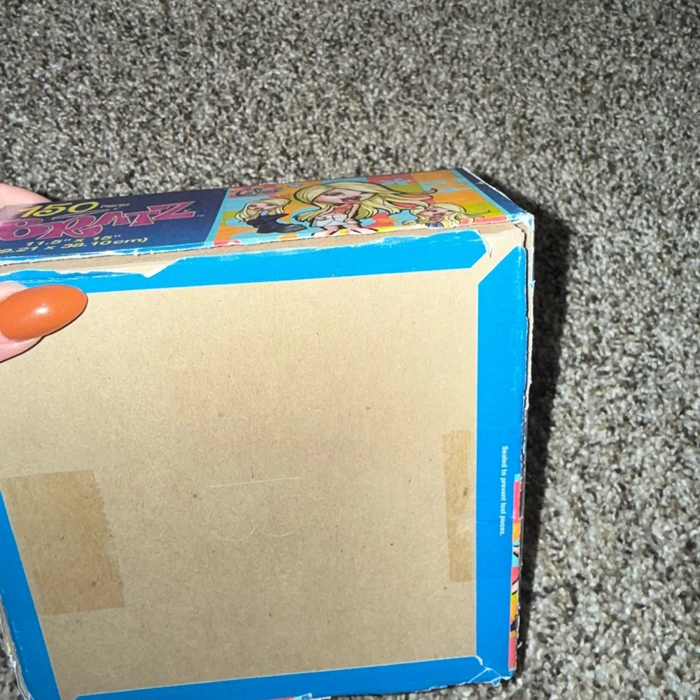 150-Piece Puzzle‎ - Colorful Fashion Fun